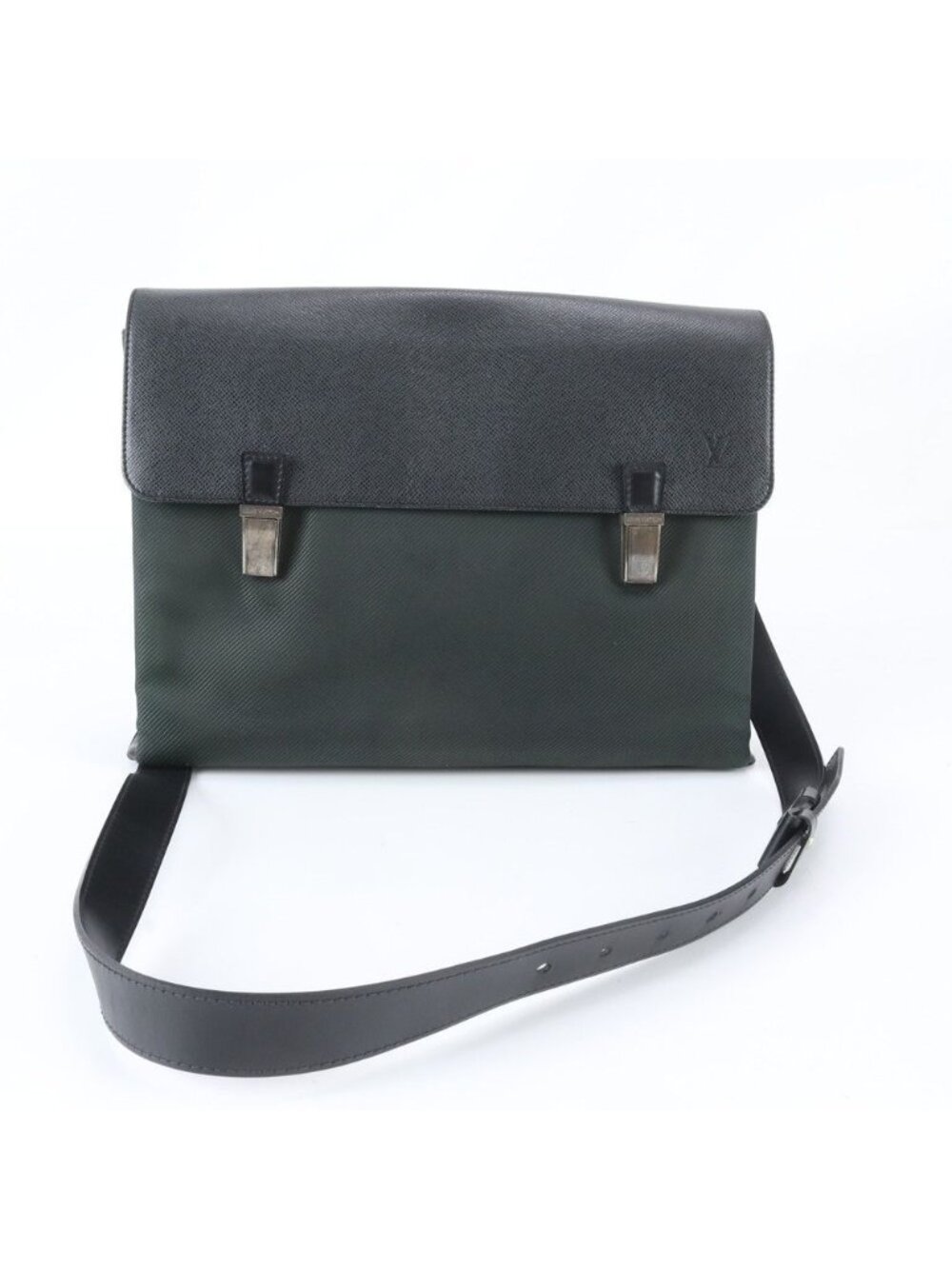 Louis Vuitton Taiga Saratov GM Leather Shoulder Bag Crossbody Messenger